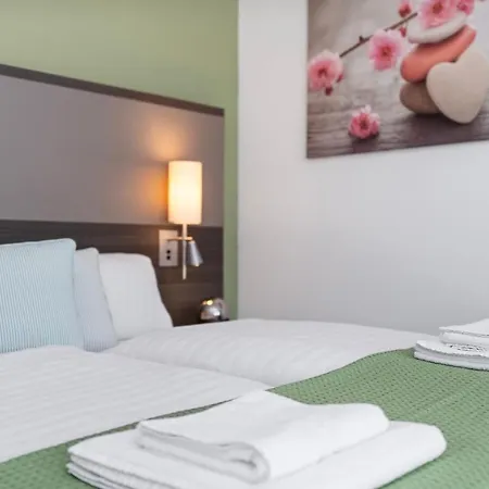Ferien & Business Apartments Hotel Adler Friedrichshafen Exterior foto